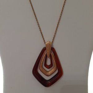 Gold Tone Pendant Necklace